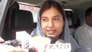 कैराना से समाजवादी पार्टी की सांसद इकरा हसन