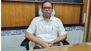 सीओ मुकेश कुमार ने मुशहरी के प्रभारी अंचलाधिकारी के रूप में पदभार ग्रहण किया