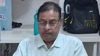 राघोपुर पीएचसी के प्रभारी चिकित्सा पदाधिकारी के पद से हटाए गए डॉ. प्रवीण कुमार। फाइल
