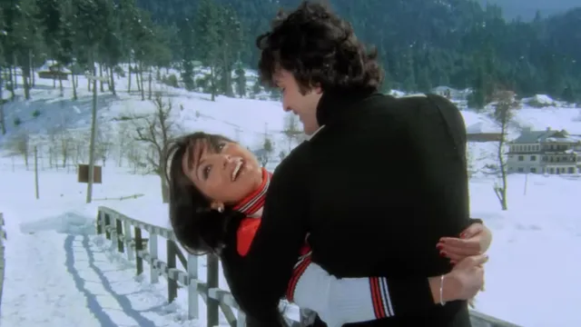कश्मीर की वादियों में बना ऋषि-नीतू का 'रोमांटिक एंथम', 50 साल बाद भी Kishore-Lata की आवाज में है अमर