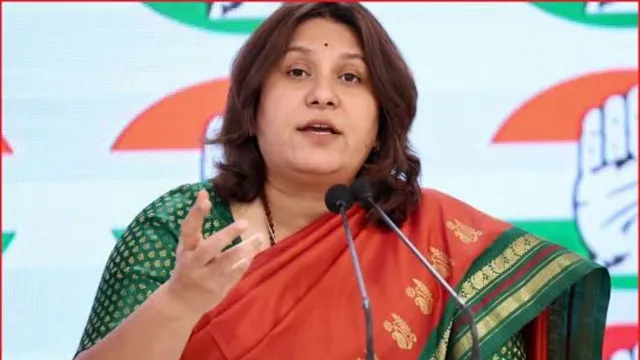 'सुप्रीम कोर्ट के हवाले से राहुल गांधी के खिलाफ चलाई गई झूठी खबर', कांग्रेस ने लगाया आरोप
