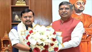 आजसू नेताओं के भाजपा में शामिल होने के बाद दिखी है तल्खी, नितीन नवीन के रांची दौरे पर सुदेश महतो से मुलाकात संभव।