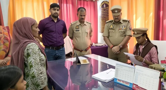 बस्ती के सोनहा में एक घंटे की थानेदार बनीं कक्षा आठ की छात्रा शिवांगी, बोली- मुझे भी बनना है अफसर