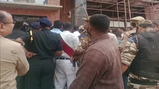 वाराणसी में होटल ध्वस्तीकरण पर हाई कोर्ट का स्टे, वीडीए को लौटना पड़ा खाली हाथ।