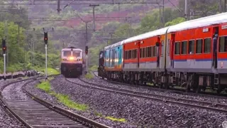 दिल्ली-हावड़ा के बीच एसी स्पेशल ट्रेन। (सांकेतिक फोटो)
