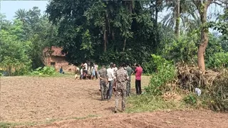 जानलेवा हमले के बाद घटनास्थल पर जांच करती पुलिस। (फोटो जागरण)