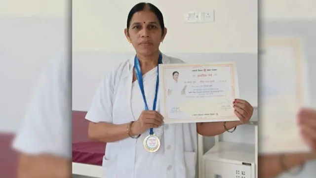पति का साया उठा, फिर भी नहीं टूटीं शोभा, मुंगेर की इस नर्स ने अनगिनत माताओं की गोद खुशियों से भरी
