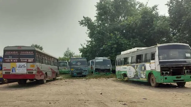 पंजाब के पट्टी में बढ़ रही निजी ट्रांसपोर्टरों की मनमानी, कई रूटों की बसें बंद, महिलाओं को हो रही परेशानी

