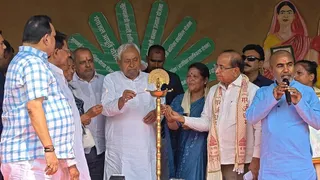 गयाजी में प्रदर्शनी का शुभारंभ करते पूर्व सीएम नीतीश कुमार। जागरण