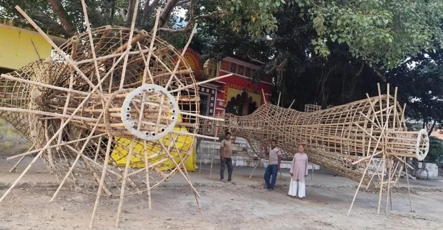 सल्ले चचा का रामलीला से अनोखा रिश्ता, बनाते रावण का पुतला और राम लक्ष्मण के धनुष बाण, तीसरी पीढ़ी भी निभा रही जिम्मेदारी
