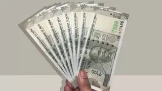 रिटायरमेंट के बाद ₹50,000 मासिक आय के लिए निवेश योजना।
