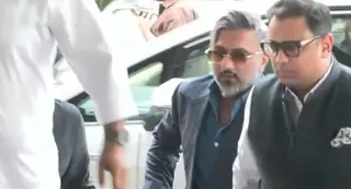 महाराष्ट्र साइबर सेल में पूछताछ के लिए पहुंचें हनी सिंह/फोटो-इंस्टाग्राम