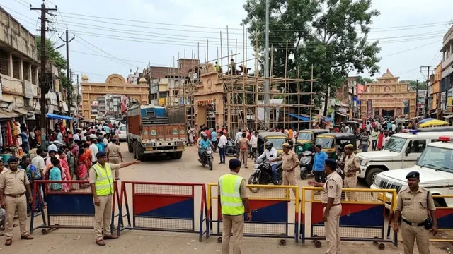 दुर्गा पूजा को लेकर गोड्डा में बदला ट्रैफिक, 17 से 21 अक्टूबर तक भारी वाहनों की नो-एंट्री
