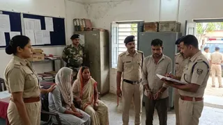 पुलिस ने आरोपी को किया गिरफ्तार (एआई जेनरेटेड तस्वीर)