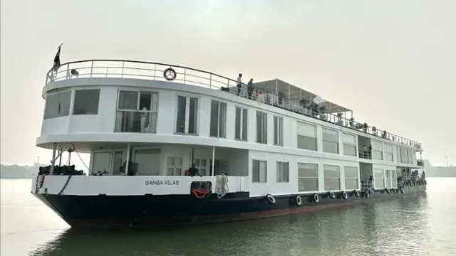 यूरोप के 21 पर्यटकों को लेकर काशी आ रहा गंगा विलास क्रूज, कोलकाता से हो चुका है रवाना