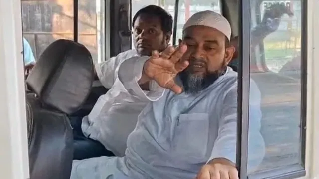 विदेश में नौकरी के नाम पर ठगी व कबूतरबाजी! पाकिस्तानी एजेंट से जुड़ा गिरोह का तार, पटना से AIMIM नेता समेत 2 गिरफ्तार
