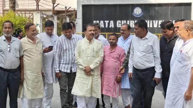 संविधान से खिलवाड़ कर नहीं मिल सकती सत्ता ! SIR पर विपक्ष पर बरसे ब‍िहार के मंत्री दिलीप जायसवाल, राहुल गांधी को भी घेरा
