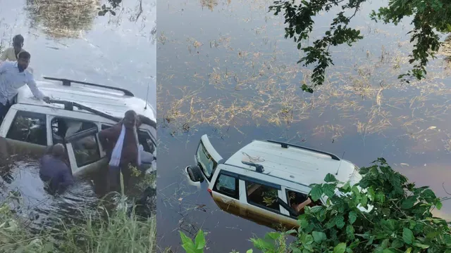 बस्ती में कुआनो नदी में गिरी अनियंत्रित बोलेरो, ग्रामीणों ने नाव से बचाई छह जानें
