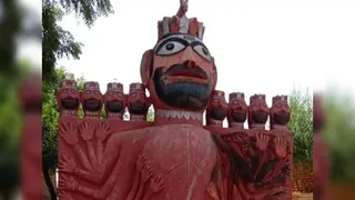 गांव में दशहरे के दिन रावण के पुतले का दहन नहीं होता