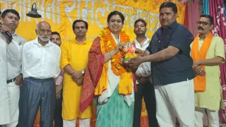 दिव्या मित्तल ने रामलीला के कलाकारों का हौसला बढ़ाया