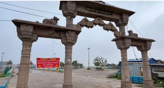 गोरखपुर में गुरु गोरक्षनाथ घाट के मुख्य द्वार का निर्माण फिर होगा शुरू, दीपावली से पहले पूरा करने का लक्ष्य
