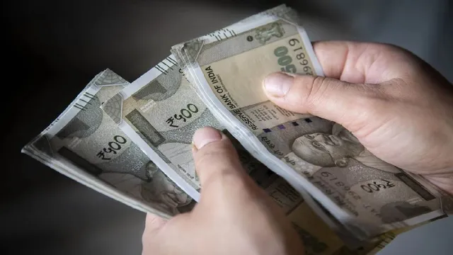 वृद्धावस्था पेंशन अब दो किस्तों में आएगी, 45 दिन का रहेगा अंतराल; बुजुर्गों को मिलेगी सहूलियत
