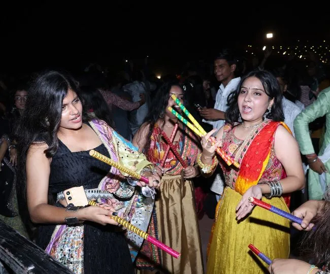 Grand Dandiya Night Celebrated at CSJMU Kanpur (7)