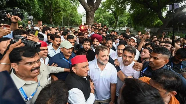 विचार: संवैधानिक संस्थाओं की साख पर हमला

