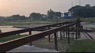 दुर्गा प्रतिमाओं के विसर्जन के लिए पहली बार रैंप की व्यवस्था।
