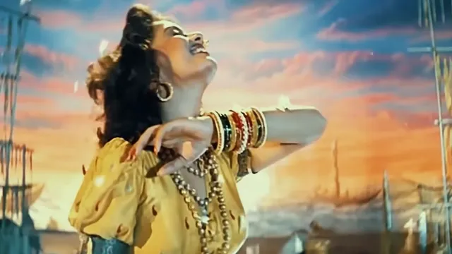 38 साल पुराना Madhuri Dixit के करियर का सबसे बड़ा गाना, लीड सिंगर ने गाई सिर्फ एक लाइन; सुनते ही थिरकने लगेंगे पैर