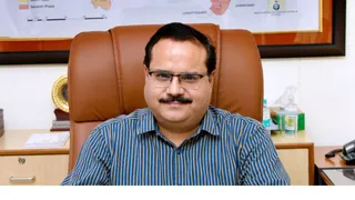 मुख्य निर्वाचन अधिकारी नवदीप रिणवा
