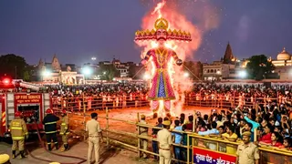 प्रतीकात्मक प्रस्तुतीकरण के लिए तस्वीर को एआई टूल की मदद से बनाया गया है।