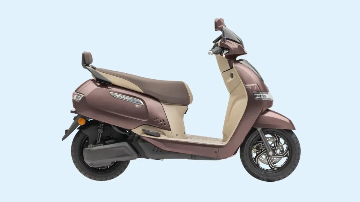 TVS iQube (1)