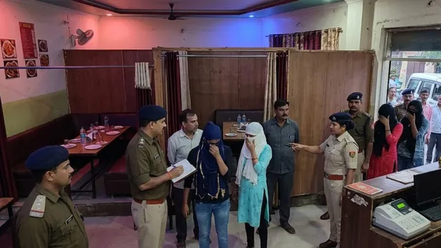 सासाराम के फैमिली रेस्टोरेंट में चल रहा था ‘गंदा काम’, केबिन से कई युवक-युवतियां गिरफ्तार