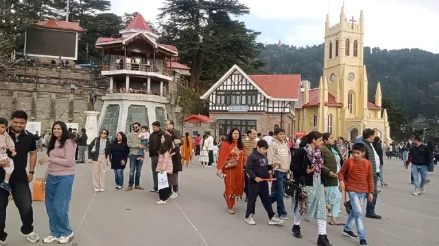 Himachal Weather: हिमाचल में बदला मौसम, शिमला-कुफरी से ज्यादा ठंडी सोलन-पालमपुर की रात; अगले सप्ताह तक कैसा रहेगा मौसम?

