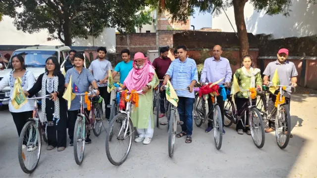 'केवल GDP नहीं; GEP भी विकास का पैमाना', नेपाल से बक्सर पहुंची पद्मभूषण अनिल जोशी की साइकल यात्रा