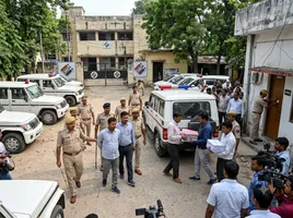 इस फोटो को AI के माध्यम से तैयार किया गया है।