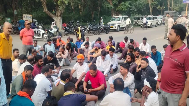 Bokaro Steel Plant: आश्वासन के बाद विस्थापितों की भूख हड़ताल समाप्त, SAIL प्रबंधन ने ली राहत की सांस
