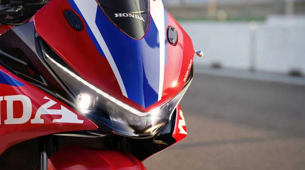 New Honda CBR500R Four front