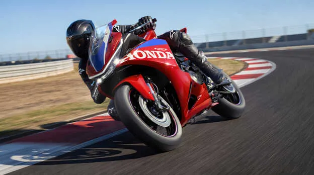 New Honda CBR500R Four riding