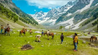 सोनमर्ग में बिजली कटौती से पर्यटन पर संकट। (फाइल फोटो)