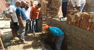 जलनिकासी की मांग को सेतु निगम ने किया अनसुना तो जनता ने खोला मोर्चा। जागरण