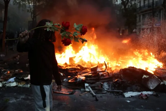 protest in france_