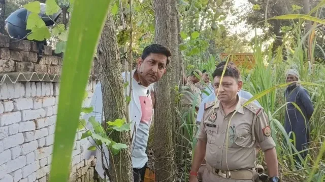 रामपुर में जवान बेटे की मौत का सदमा नहीं सह सका पिता, 24 घंटे के अंदर फांसी लगाकर दी जान
