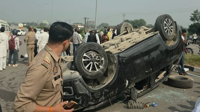 पानीपत बाईपास फ्लाईओवर पर तेज रफ्तार गाड़ी डिवाइडर से टकराकर पलटी, हरियाणा निवासी दो लोगों की मौत, दो गंभीर