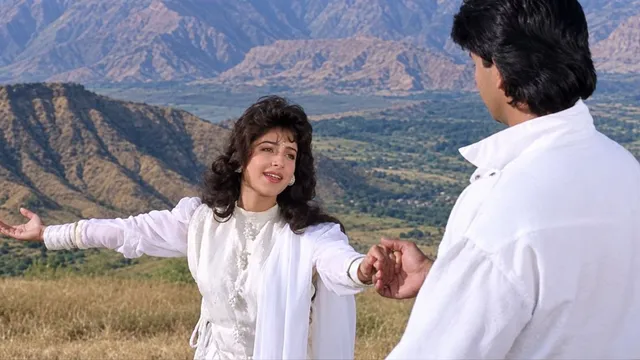 अल्का याग्निक ने गाया था Ayesha Jhulka के 'प्यार का पैगाम', 34 सालों से हर कपल गुनगुना रहा है पुराना गाना