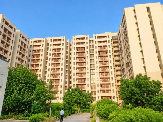 दिल्ली में 30 हजार फ्लैट बिकने को तैयार, DDA दे रहा 25% डिस्काउंट; नरेला में अब तक 2500 की बुकिंग
