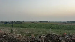 नोएडा सेक्टर 145 में खाली पड़ी भूमि। फोटो: जागरण
