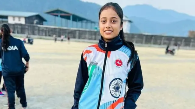 एशियाई टेनिस बॉल क्रिकेट चैंपियनशिप के लिए चंदौली की आयुषी का इंडियन टीम में सेलेक्शन, चेन्नई में दिखाएंगी जलवा
