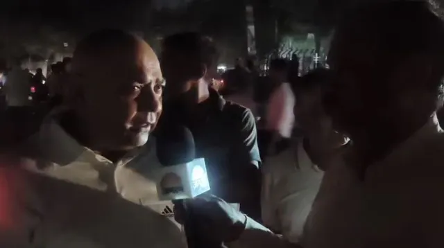 फरीदाबाद में 24 घंटे से बिजली संकट, गुस्साए लोगों ने NIT-2 चौक पर लगाया जाम; 20 कॉलोनियों में अंधेरा